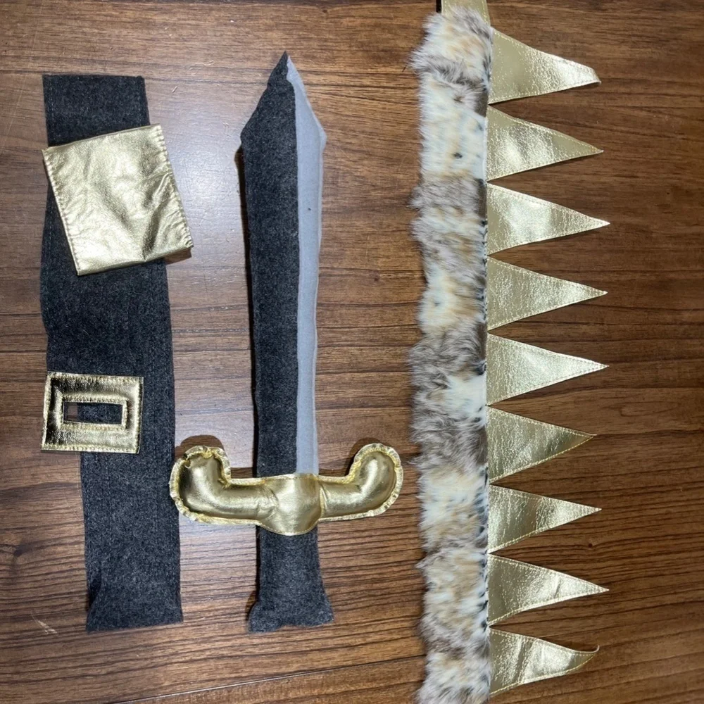 NEW Oh Baby! Crown Sword Belt Kid Toddler Felt Faux Fur Gold Grey Cream Costume
